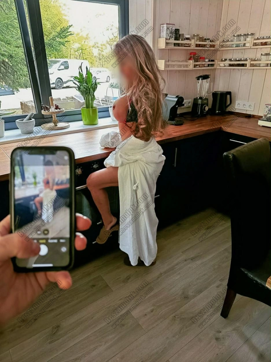 Jázmin milf szexpartner kepes profil - milf-szexpartner.hu Jázmin - +36 70 244 2885 - milf szexpartner foto
